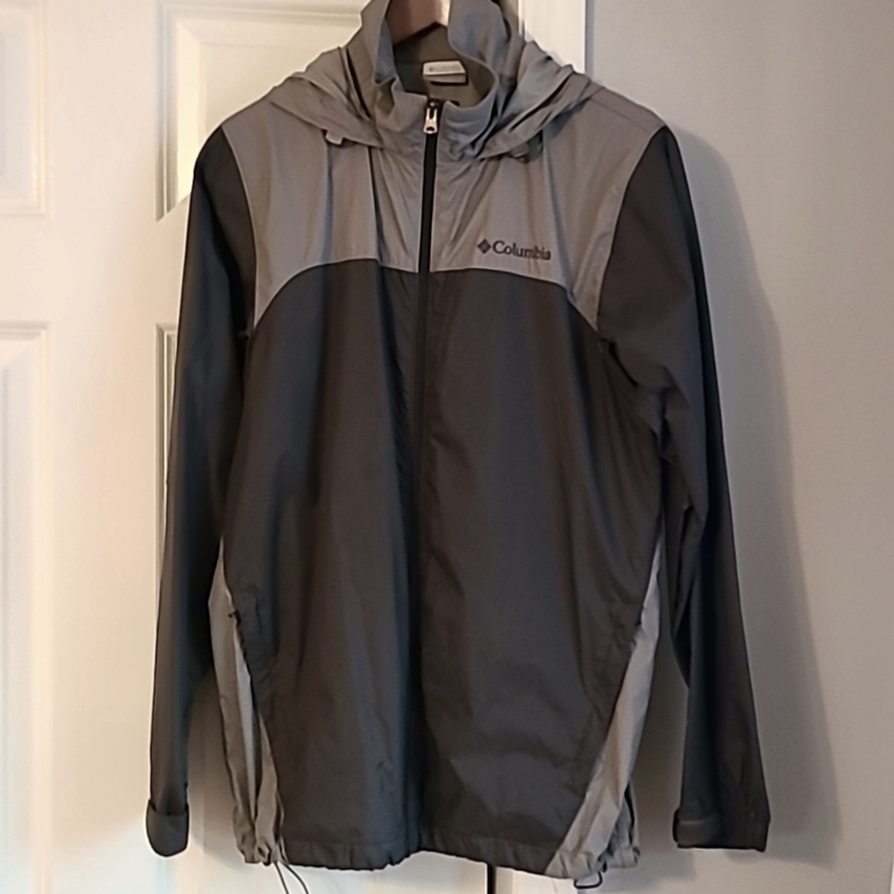 Columbia Windbreaker
